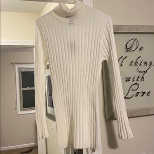 White Ashley Stewart ribbed turtle neck NWT